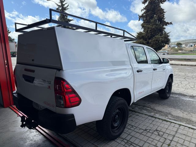 Toyota Hilux 2021