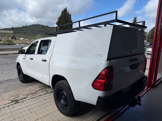 Toyota Hilux 2021