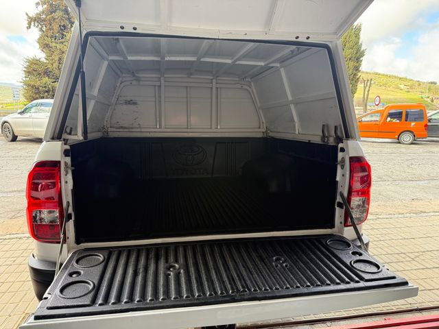Toyota Hilux 2021