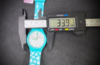 RELOJ AGATHA RUIZ DE LA PRADA CORAZONES 