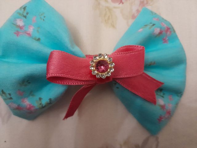 Fiocco verde  a fiorellini per capelli