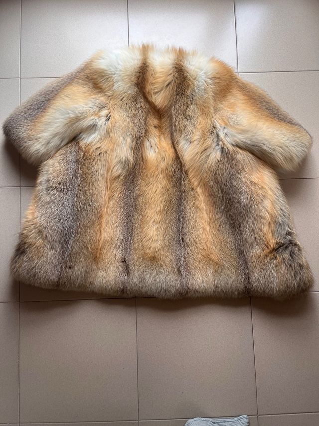 Abrigo de lomos de zorro 