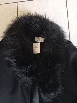 Cappotto donna con pelliccia ecologica 