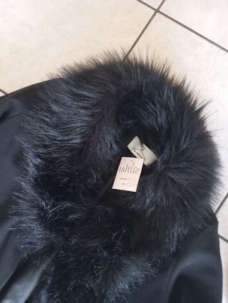 Cappotto donna con pelliccia ecologica 