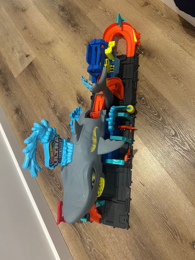 Pista hot wheels car wash