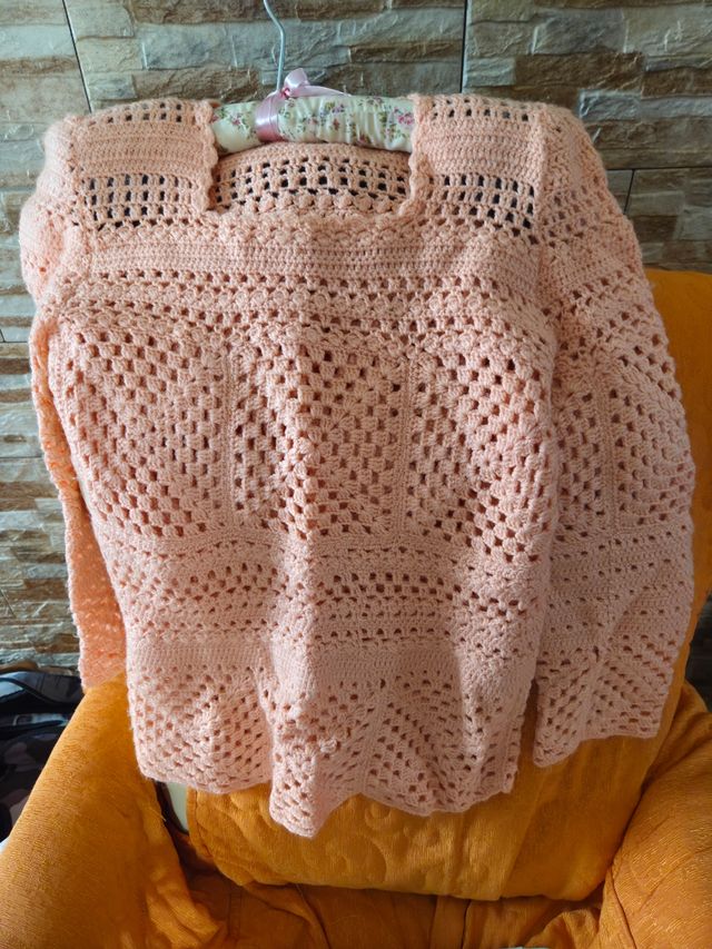 Maglia con annesso coprispalle 