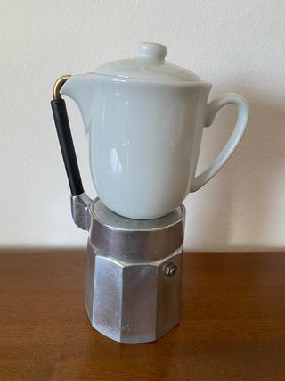 Moka caffe’ da 4 tazze anni 80