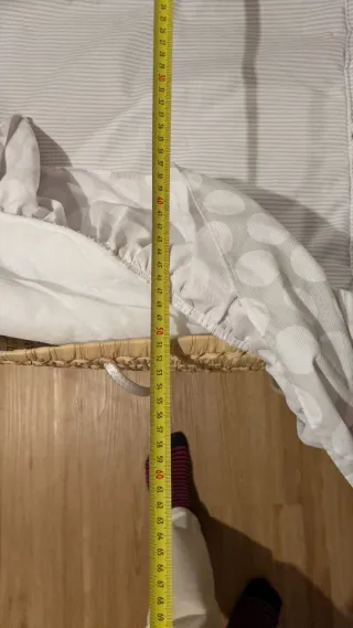 Moisés de mimbre como nuevo