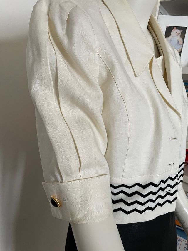 Traje de Louis Feraud