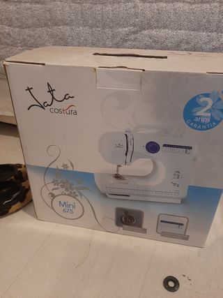 Máquina de coser jata mini 675