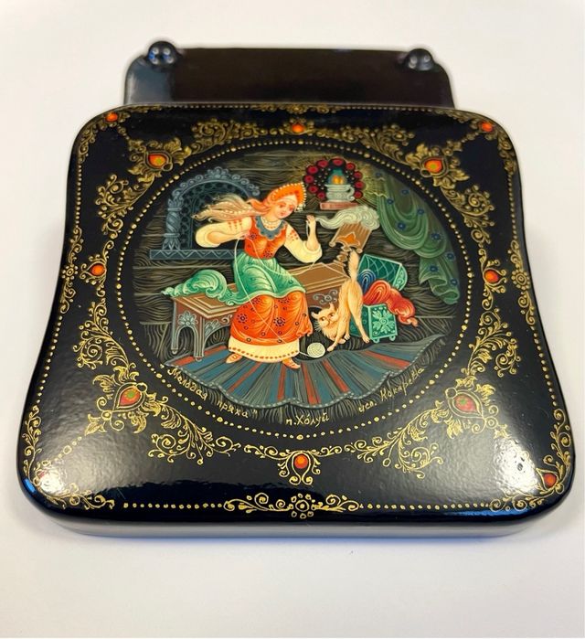 Scatola Russa laccata Choluj