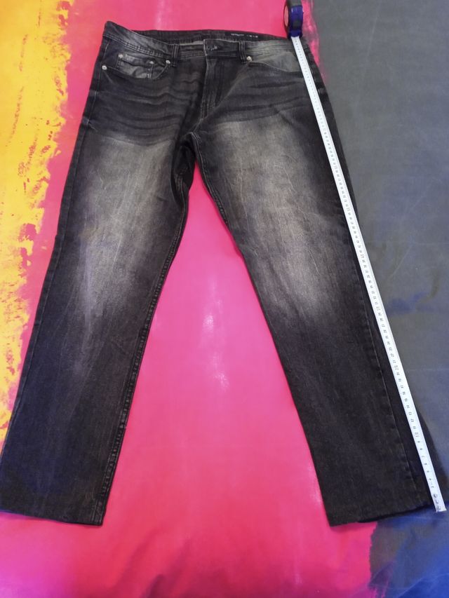 Pantalón vaquero Lefties