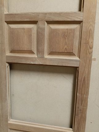 Puerta de castaño 