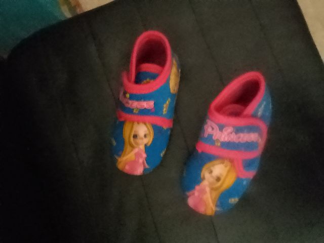 Zapatillas niña
