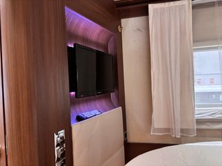 AUTOCARAVANA NIESMAN + BISCHOFF ARTO 88F 