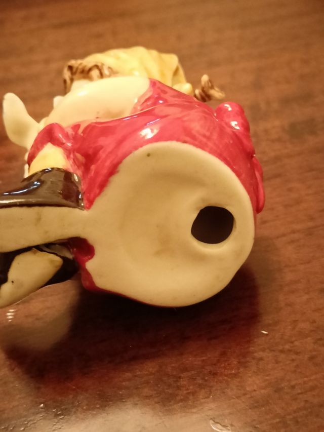 Statuina in porcellana 