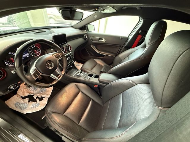 Mercedes-Benz Clase A 45 AMG 360 cv 2014