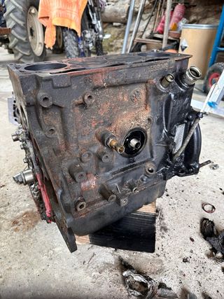 Bloque motor F8Q 776 1.9D 65cv