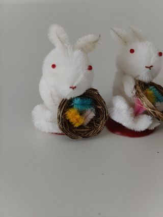 Set quattro conigli pasquali