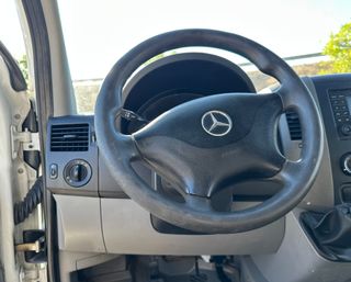 Mercedes-Benz Sprinter Furgón MEDIO 2019