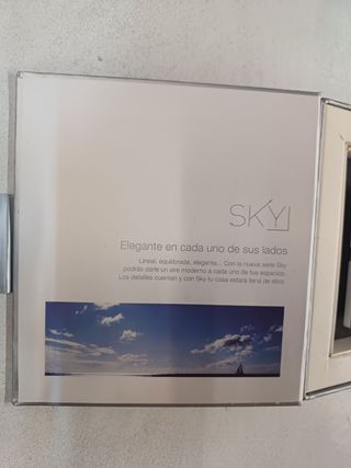 Interruptores Niessen Serie Sky