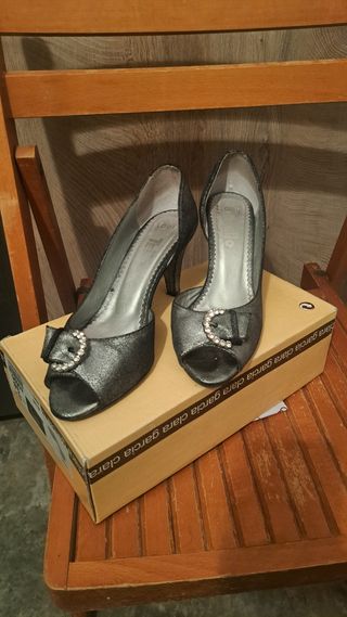 Zapatos fiesta