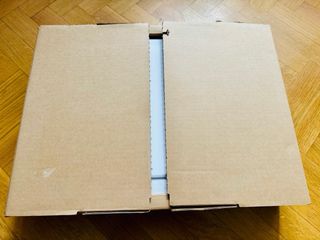 CAJA MACBOOK AIR 15” Y CAJA DE ENVÍO