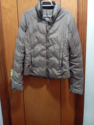 Chaqueta tipo plumas