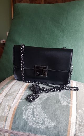 Borsa piccola nera a tracolla / vita.