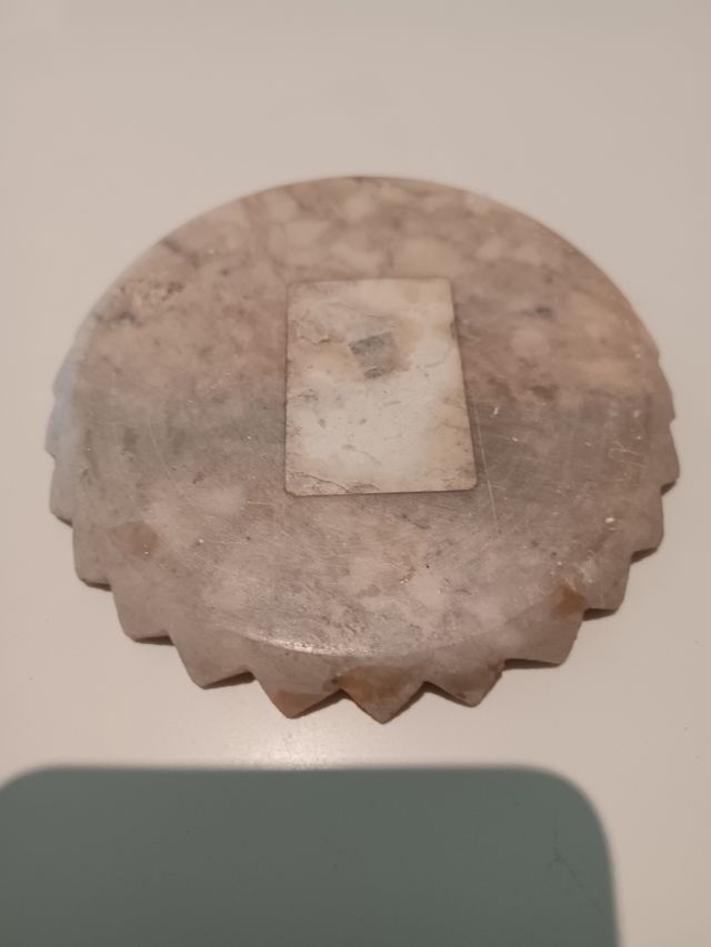 Incensiere antico in marmo