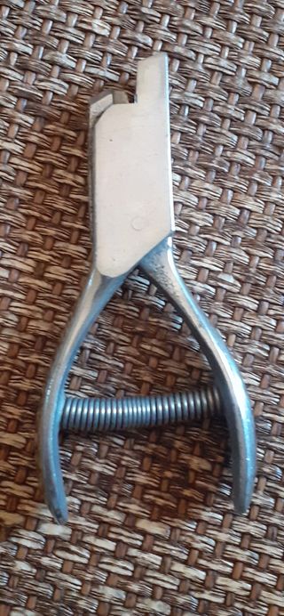 Pinza segnatacche modelli