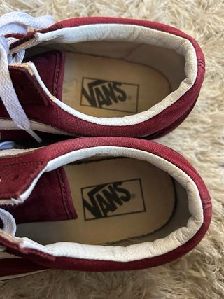 Zapatillas Vans granates