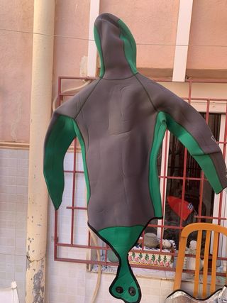 talla S 
Traje pesca submarina neopreno