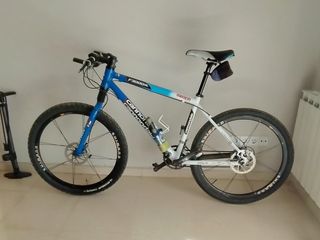 Cannondale Mountain bike competición.