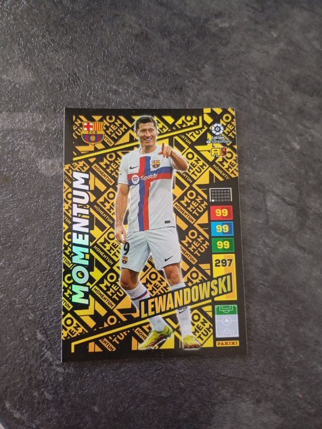 Adrenalyn 22-23 Lewandoski Momentum