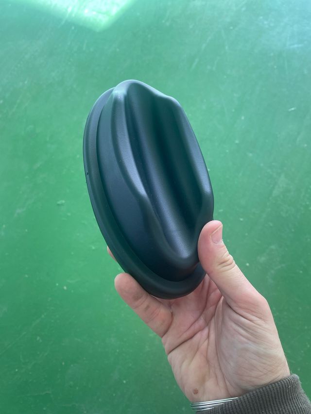 Soporte rodillo rueda delantera.