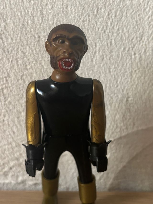 AIRGAMBOYS : 1 FIGURA MONSTRUO Espacio Airgamboy