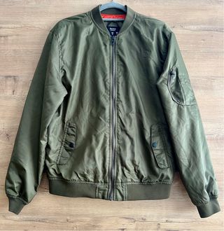 Chaqueta bomber Bershka