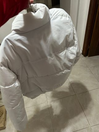 Campera Bershka pluma ningun uso 