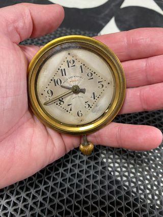 Reloj WEST END WATCH CO.