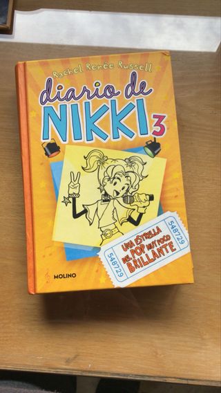 Diario de Nikki 3 Una estrella del pop muy poco