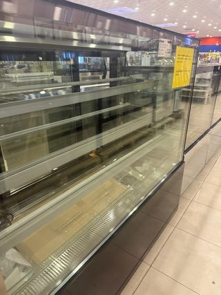 VITRINA EXPOSITORA PASTELERIA DE 150 CMS NUEVAS