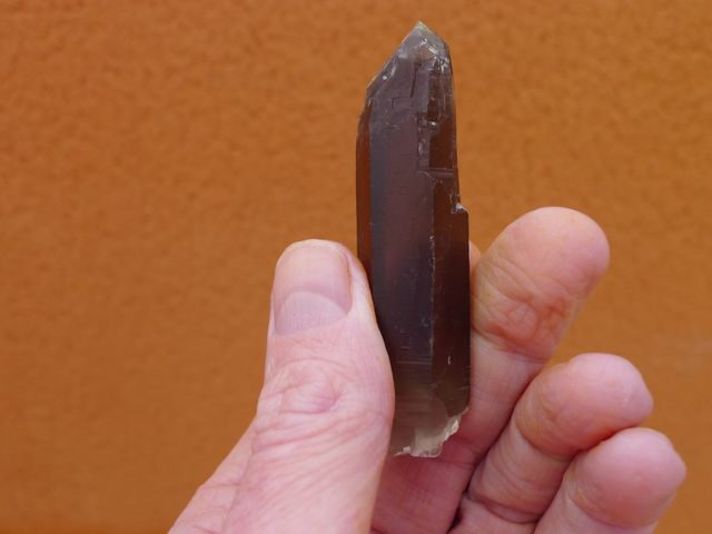 Quarzo fumé* Sils, Massabe, Spagna 7,2 x 1,8 cm