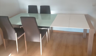 Mesa extensible+ 4 sillas