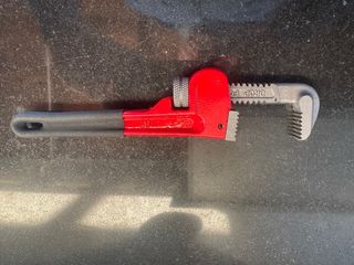 Llave grifa pequeña