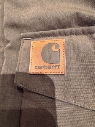 Cazadora marca carhartt