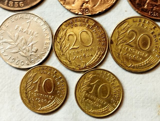11 MONEDAS FRANCESAS 