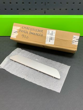 MOLDURA PANEL ALUMINIO PUERTA PORSCHE PANAMERA