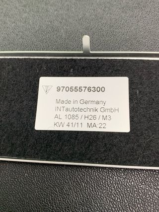 MOLDURA PANEL ALUMINIO PUERTA PORSCHE PANAMERA