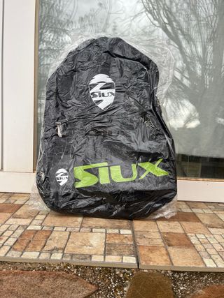 MOCHILA SIUX NUEVA CON ETIQUETAS